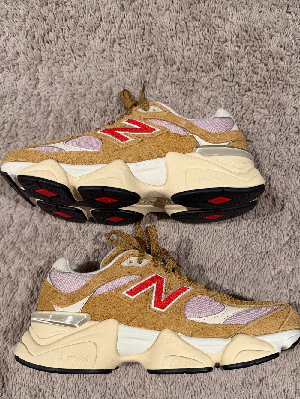 FITS WOMENS SIZE 7 New Balance 9060 Chunky Sneakers in Tan, Pink & Red
